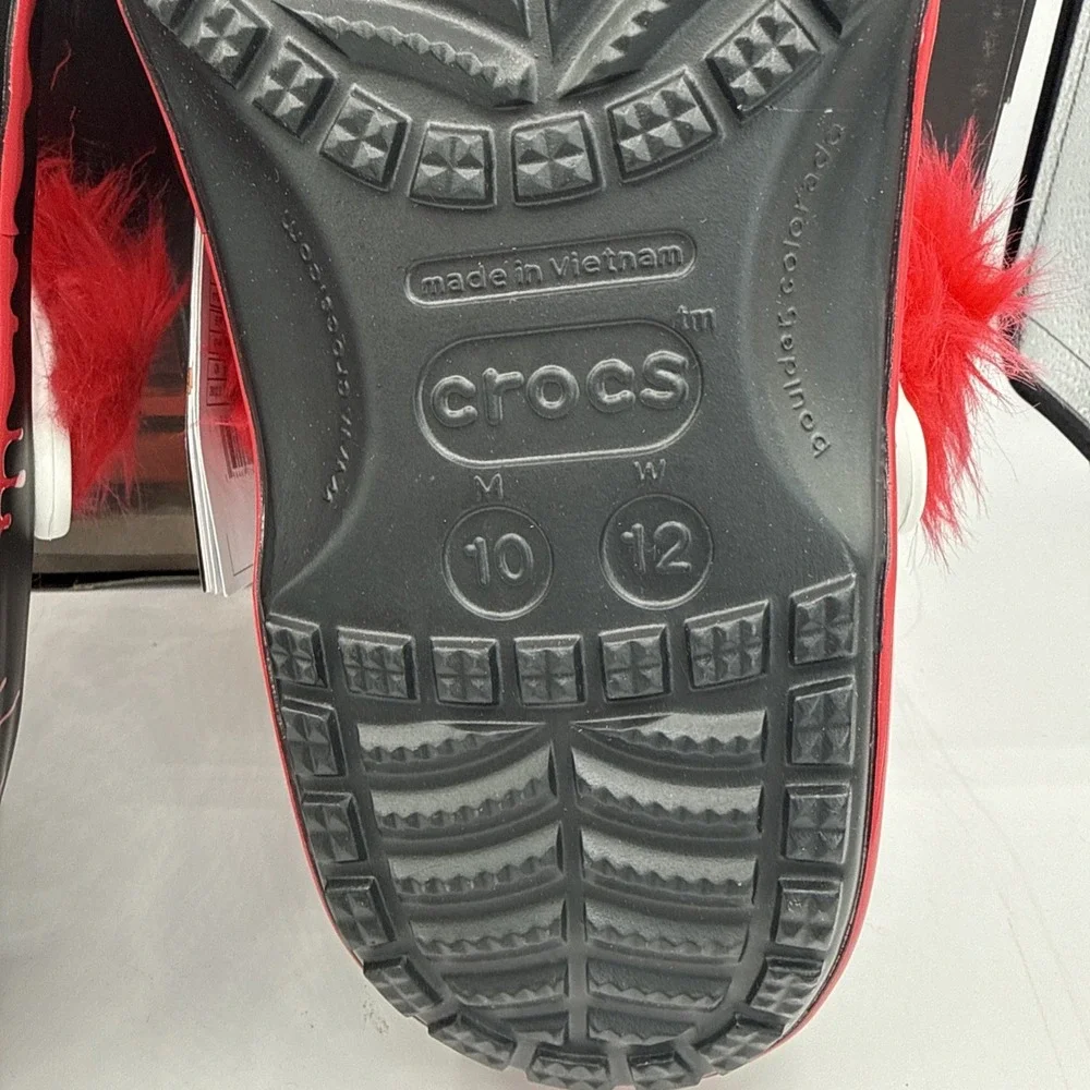 Crocs IT Chapter 2 Pennywise Face Classic Clogs Adult Men's Size 10 New With Box